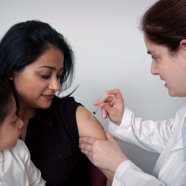 Employee Vaccination Rates in the Retail Sector: Successes and Resistance